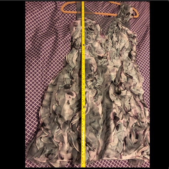 Gorgeous BCBGMAXAZRIA NWOT Ruffle dress 👗 - Picture 8 of 8